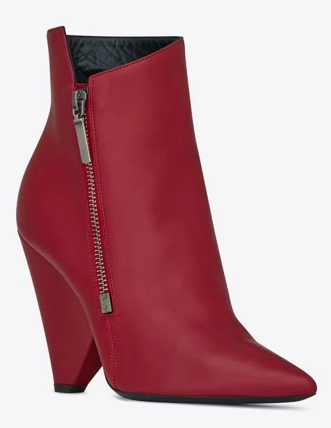 Niki Wedge Bootie in Leather - Red
